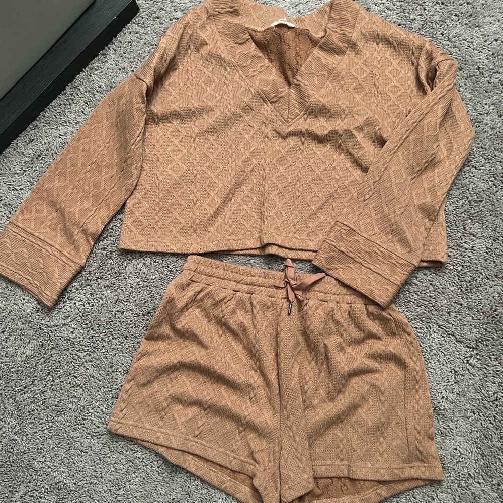 Entro/ medium/ camel color